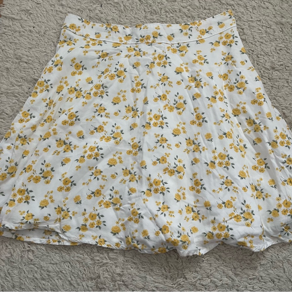 Hollister Yellow Floral Pleated Skater Mini Skirt